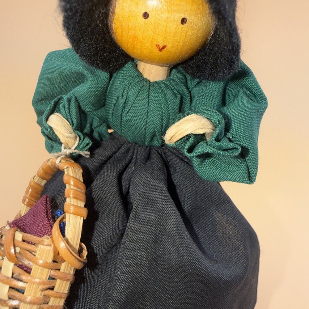 Liebchens Little Loved Ones Doll Pine Wooden Girl Figurine 5.5" W/basket - Picture 3 of 5